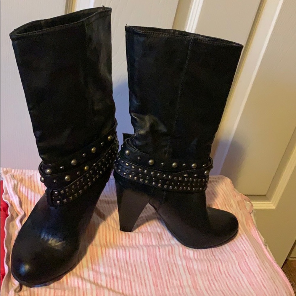 Studded heeled boots